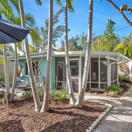 Charming Studio W Pool One Mile To Beach Pets Welcome Лейк Уърт Екстериор снимка