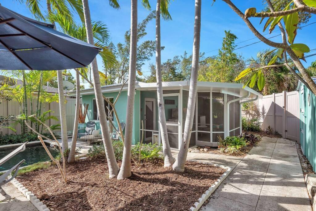 Charming Studio W Pool One Mile To Beach Pets Welcome Лейк Уърт Екстериор снимка