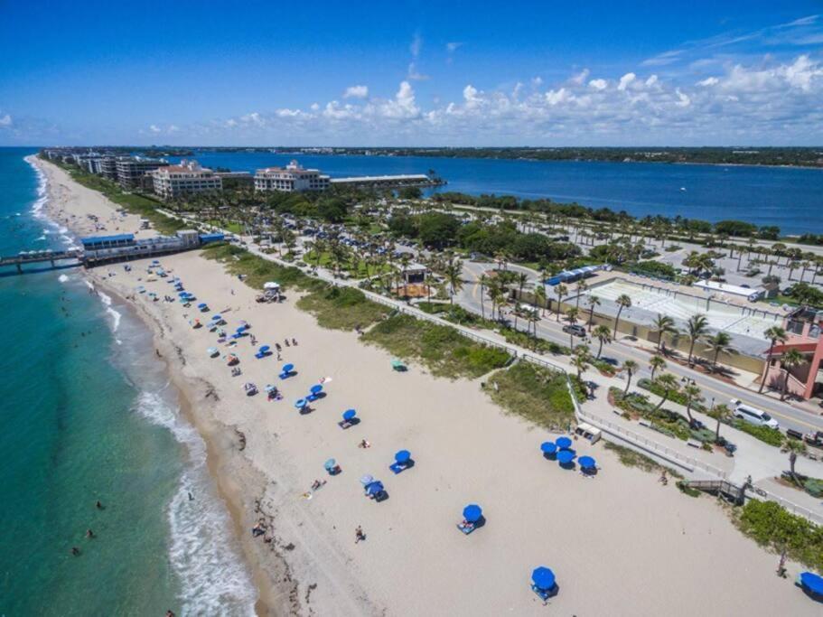 Charming Studio W Pool One Mile To Beach Pets Welcome Лейк Уърт Екстериор снимка